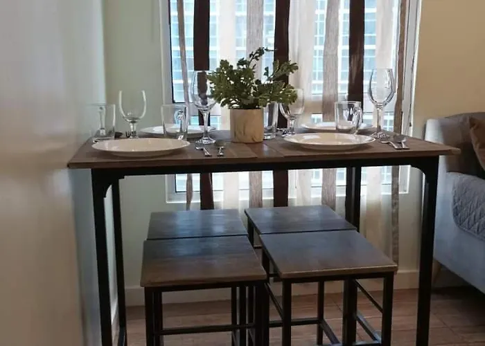 Victoria Affordable Loftstyle 2br * Manila